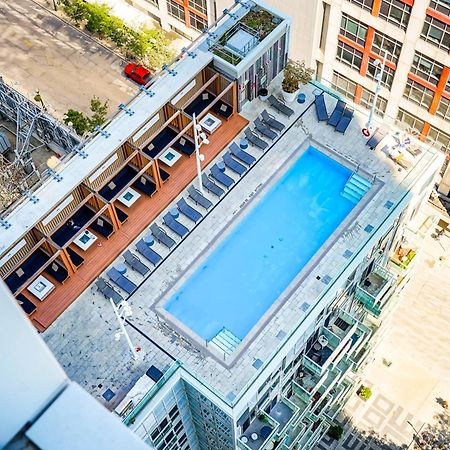 Chol Furnished Suites Heart Of Downtown Toronto, 2 Beds, Free Parking, Cn Tower View Экстерьер фото