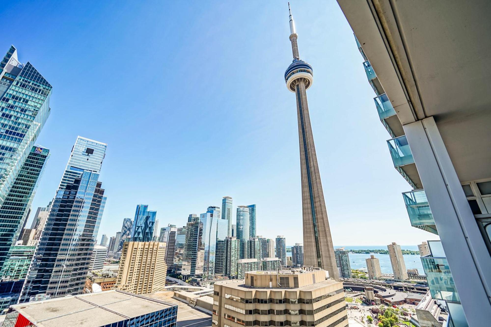 Chol Furnished Suites Heart Of Downtown Toronto, 2 Beds, Free Parking, Cn Tower View Экстерьер фото