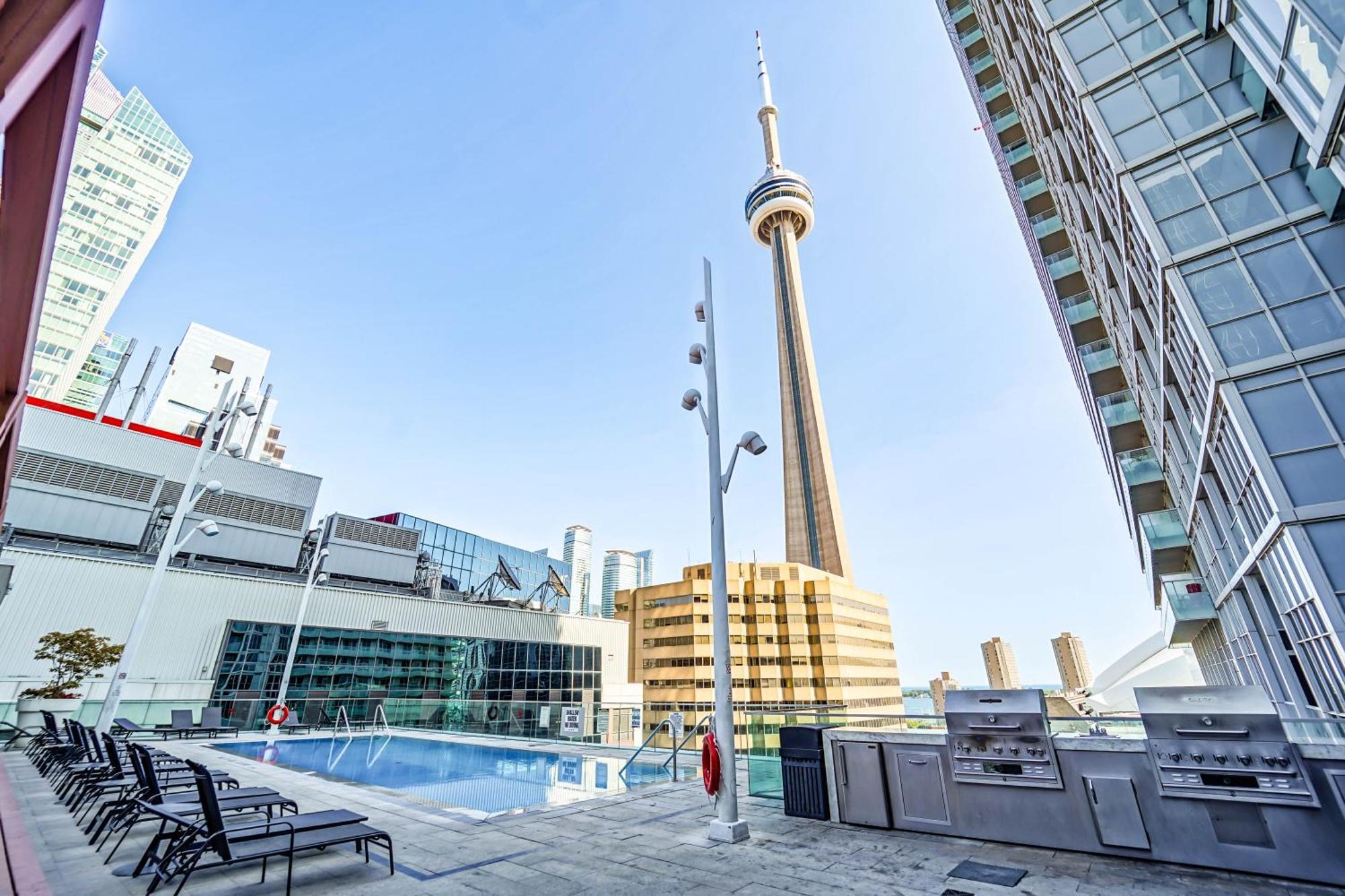 Chol Furnished Suites Heart Of Downtown Toronto, 2 Beds, Free Parking, Cn Tower View Экстерьер фото