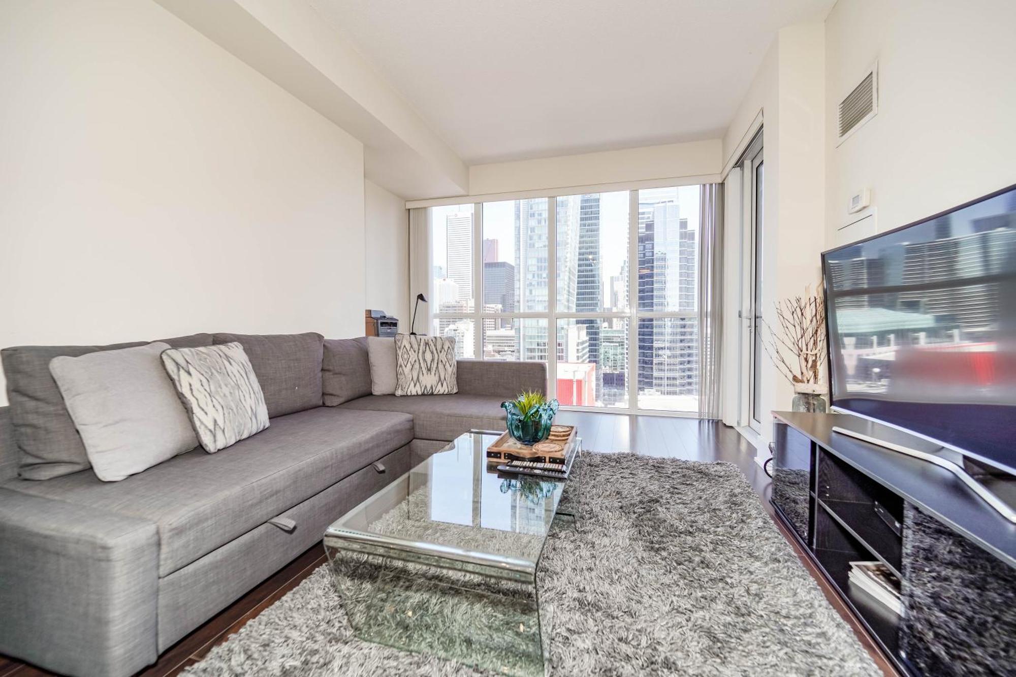 Chol Furnished Suites Heart Of Downtown Toronto, 2 Beds, Free Parking, Cn Tower View Экстерьер фото