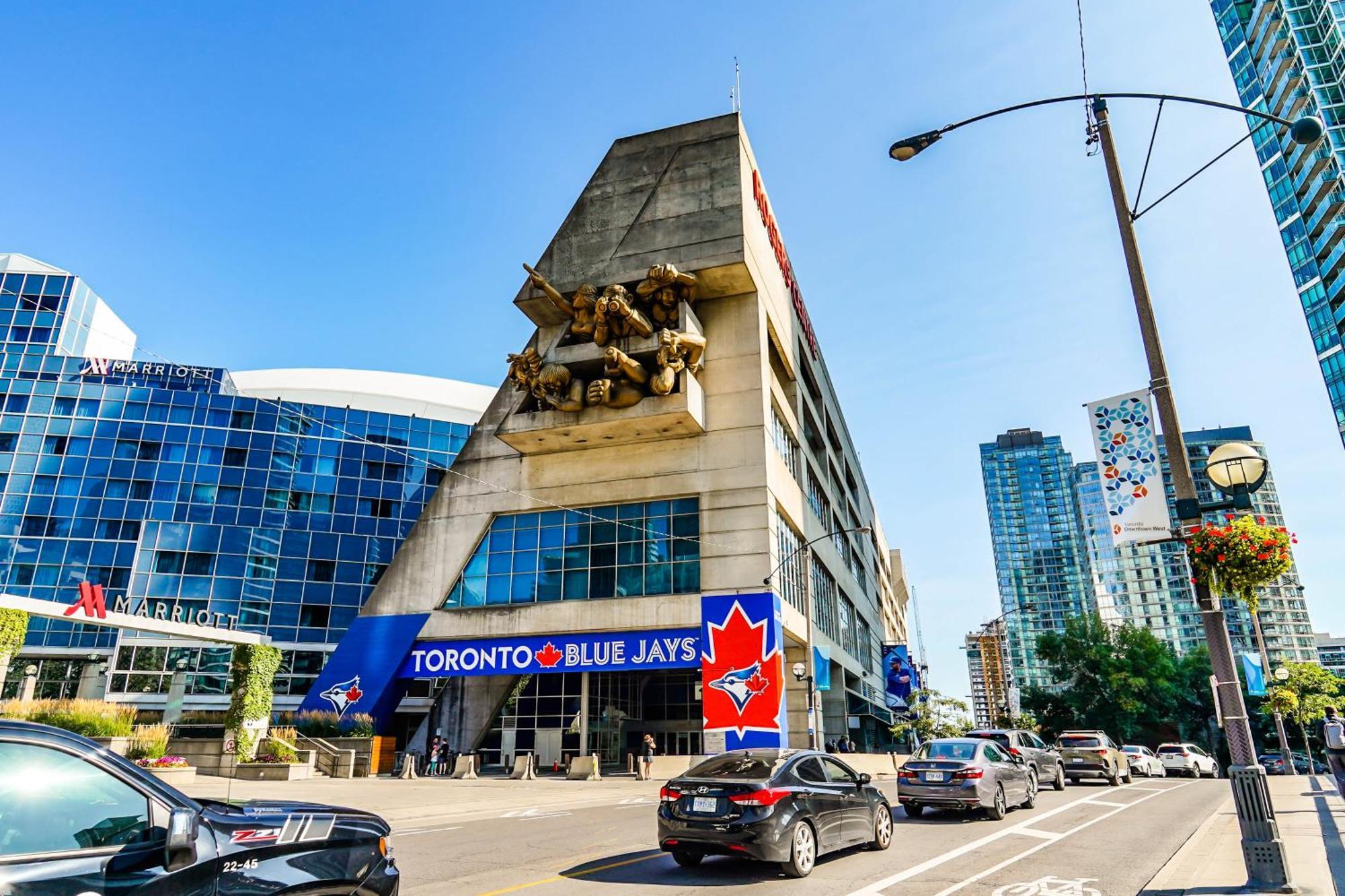 Chol Furnished Suites Heart Of Downtown Toronto, 2 Beds, Free Parking, Cn Tower View Экстерьер фото